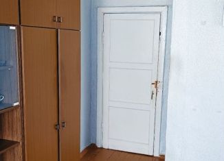 Продажа трехкомнатной квартиры, 51.6 м2, Мурманская область, улица Бабикова, 13