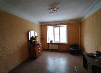 Продается 3-комнатная квартира, 54 м2, Ростовская область, улица Ильича, 36