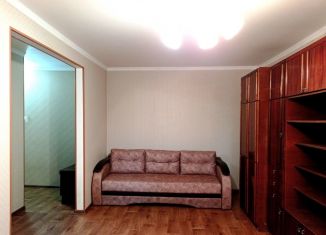 Продается 1-комнатная квартира, 32 м2, Калининград, улица Чекистов, 92