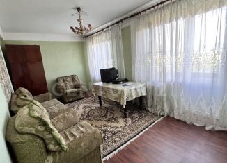 Продаю пятикомнатную квартиру, 108 м2, Дагестан, улица Джамалутдина Атаева, 6А