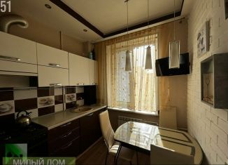 Продам 2-комнатную квартиру, 62.4 м2, Волгоград, улица Шурухина, Тракторозаводский район