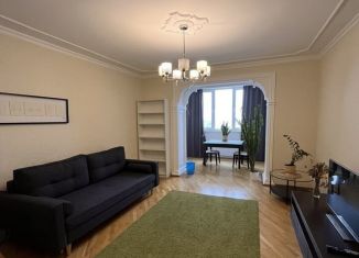 Сдам 3-комнатную квартиру, 81 м2, Белгородская область, проспект Ватутина, 1А