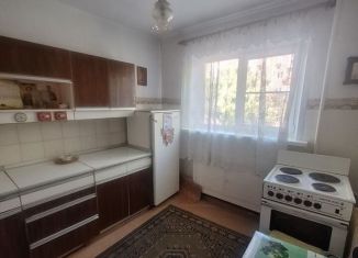 2-комнатная квартира на продажу, 52 м2, Прокопьевск, проспект Ленина, 12
