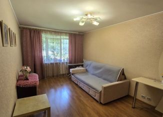 Продается 2-комнатная квартира, 44.1 м2, Новокузнецк, проспект Дружбы, 53