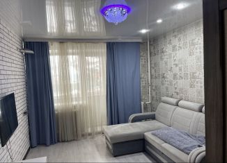 Сдам 2-комнатную квартиру, 50 м2, Тайшет, улица Гагарина, 16