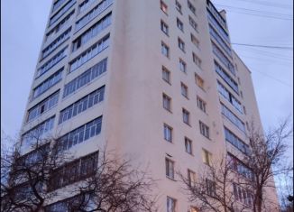 Сдаю в аренду 3-комнатную квартиру, 63 м2, Екатеринбург, улица Декабристов, 7, улица Декабристов