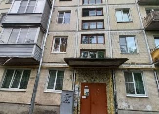 Продажа 2-комнатной квартиры, 46 м2, Луга, микрорайон Городок, 5/321