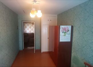 Продам 3-комнатную квартиру, 58 м2, Вятские Поляны, улица Урицкого, 51