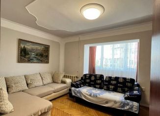 Сдается в аренду 2-комнатная квартира, 42 м2, Владикавказ, улица Леонова, 1к2, 4-й микрорайон