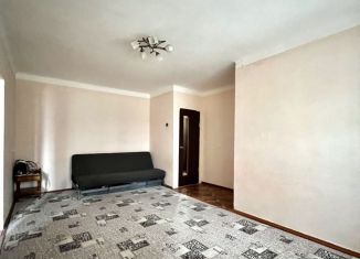 Двухкомнатная квартира на продажу, 42.4 м2, Нальчик, улица Мальбахова, район Богданка