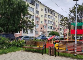 Продам 2-комнатную квартиру, 62 м2, посёлок Лорис, Садовая улица, 32