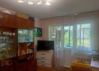 Продам 1-ком. квартиру, 32 м2, Железногорск, улица Ленина, 32к3