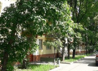 Трехкомнатная квартира на продажу, 55 м2, Москва, улица Буракова, 7к2, станция Соколиная Гора
