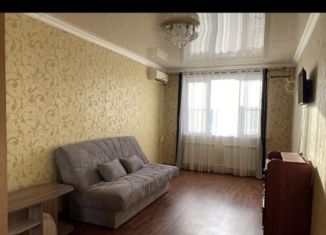 Продам 1-комнатную квартиру, 36 м2, Харабали, 8-й квартал, 10