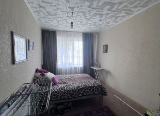 Продается трехкомнатная квартира, 60.3 м2, посёлок городского типа Безенчук, Советская улица, 164А