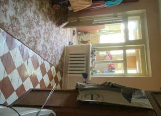 Продаю комнату, 21 м2, Волгоград, улица Адмирала Ушакова, 8, Тракторозаводский район