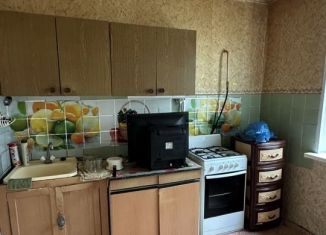 Продам 1-комнатную квартиру, 35.3 м2, Кировград, улица Декабристов, 17