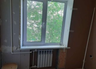 Трехкомнатная квартира на продажу, 57 м2, Отрадный, улица Сабирзянова, 6