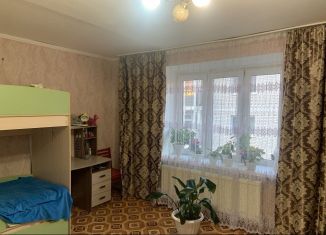 Продам 1-ком. квартиру, 40.5 м2, Кукмор, улица Гафиятуллина, 1Д