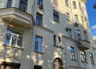 Продажа 4-комнатной квартиры, 73.1 м2, Москва, Денежный переулок, 4, Денежный переулок