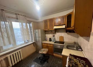 Продам трехкомнатную квартиру, 74 м2, Дагестан, проспект Имама Шамиля, 57