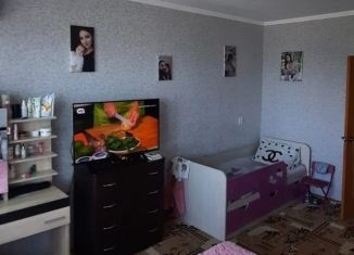 Продаю 3-ком. квартиру, 63 м2, село Дивноморское, улица Олега Кошевого, 28а