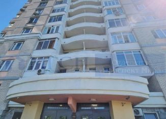 Продаю 3-ком. квартиру, 125 м2, Москва, Соколово-Мещерская улица, 31, район Куркино