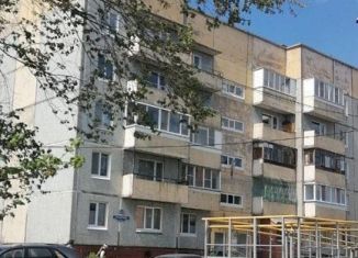 Продажа трехкомнатной квартиры, 76 м2, Омская область, улица Гусарова, 123
