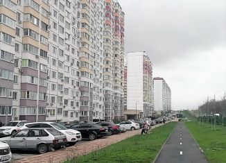 3-ком. квартира на продажу, 57.6 м2, Ростовская область, Уланская улица, 17с1