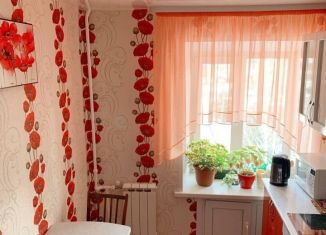 Продажа 3-комнатной квартиры, 63.8 м2, поселок Зональная Станция, улица 40 лет Победы, 7