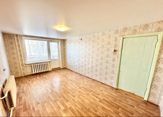 3-ком. квартира на продажу, 62 м2, село Уральский, Садовая улица, 2