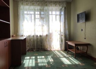 Сдам 1-комнатную квартиру, 31 м2, Екатеринбург, улица Луначарского, 74, метро Площадь 1905 года