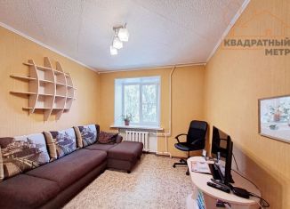 Продаю 3-ком. квартиру, 60 м2, Димитровград, проспект Автостроителей, 40