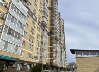 Сдам в аренду 2-ком. квартиру, 72.7 м2, Краснодар, улица имени П.М. Гаврилова, 27/1, ЖК Триумф