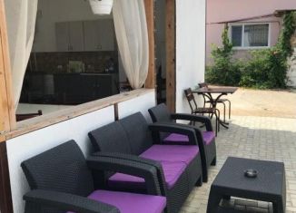 Продам помещение свободного назначения, 600 м2, поселок городского типа Николаевка, Трудовая улица, 2