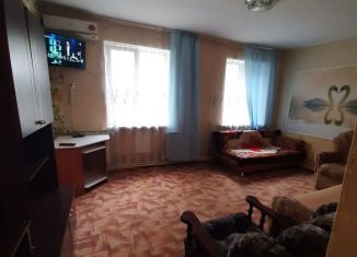 Сдам в аренду 3-ком. квартиру, 70 м2, станица Северская, улица Ленина, 120