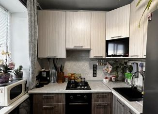 Продажа двухкомнатной квартиры, 48.8 м2, Ломоносов, улица Победы, 19