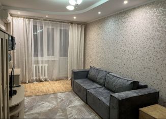 Сдается 2-ком. квартира, 44 м2, Россошь, улица Правды, 10