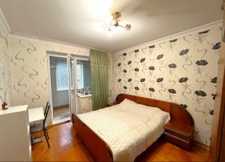 Продам 3-ком. квартиру, 80 м2, Махачкала, улица Гайдара Гаджиева, 14Б, Кировский район