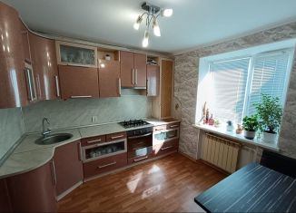 Продается 3-комнатная квартира, 76.5 м2, Ставропольский край, улица Куличенко, 85