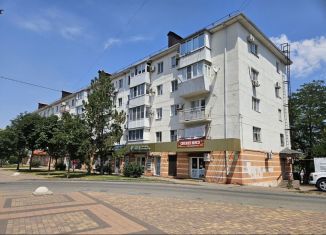 Продается 3-комнатная квартира, 58 м2, Краснодарский край, проспект Ленина, 20