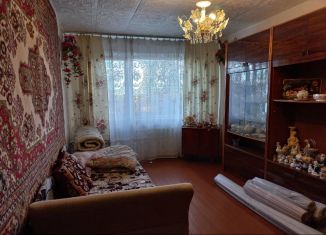 Продаю 2-ком. квартиру, 44 м2, поселок Войсковицы, площадь Манина, 8