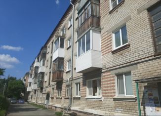 Продается двухкомнатная квартира, 43 м2, Первоуральск, улица Сантехизделий, 16