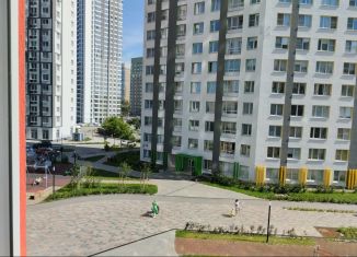 Продается 1-комнатная квартира, 38 м2, Екатеринбург, Советская улица, 64, ЖК Цветной Бульвар