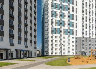 Продажа 2-ком. квартиры, 59.7 м2, Екатеринбург, ЖК Малахит, улица 40-летия Комсомола, 35/4