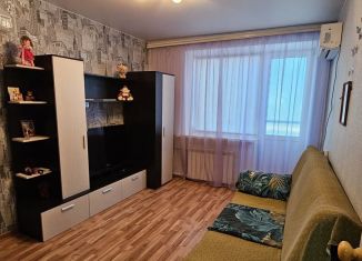 Продам 2-ком. квартиру, 46 м2, Маркс, проспект Ленина, 86