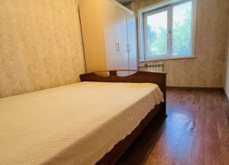 Сдам в аренду 2-ком. квартиру, 45.5 м2, Усолье-Сибирское, улица Луначарского, 21