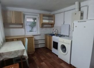 Сдается в аренду дом, 40 м2, Крымск, Дорожная улица, 15