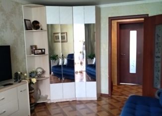 Продается 3-ком. квартира, 60 м2, Челябинск, улица Комаровского, 11, Металлургический район