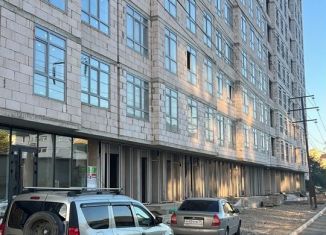 Продажа 3-ком. квартиры, 118.6 м2, Махачкала, улица Перова, 13Б